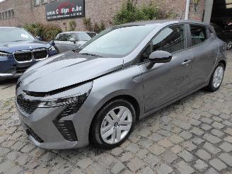  Renault Clio Evolution Hybrid 2024/12