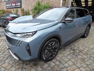  Peugeot 5008 Hybrid 136 GT 2025/2