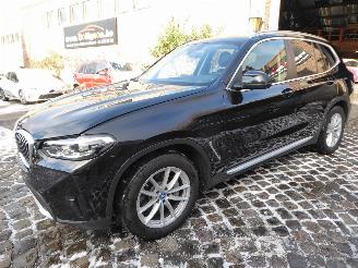 krockskadad bil auto BMW X3 xDrive 30 e 2023/5