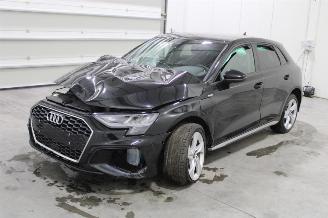 Schadeauto Audi A3  2023/2