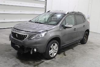 Schadeauto Peugeot 2008  2018/11