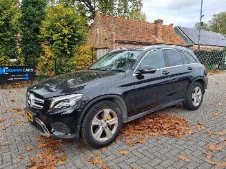 damaged passenger cars Mercedes GLC 250 4Matic Aut. Led Navi Leder 2018/6