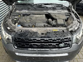 Land Rover Discovery Sport 2.0 TD4 PANO/CAMERA/LEDER/TREKHAAK/MERIDIAN/LED/RIJDBAAR! picture 18