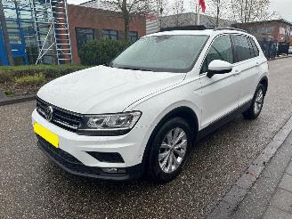 škoda osobní automobily Volkswagen Tiguan 1.4 TSI ACT/PANO/LEDER/CAMERA/TREKHAAK/VOL 2016/11