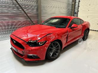 Auto incidentate Ford Mustang 2.3 ECOBOOST / NAVI / LEDER / CAMERA / LED 2017/12