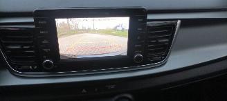 Kia Rio 1.4-DOHC Automatik Navi Climatecontrol Stoelverwarming Lichtautomaat Regensensor Led-Koplampen 4xelek ramen Elektrische-spiegels met verwarming Privacyglas Achteruitrijcamera Mistlampen 16-inch Kia velgen picture 25