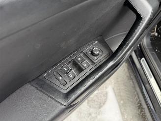 Volkswagen T-Roc 1.5 TSI Sport Business R-NAVI-PDC-CAMERA picture 17