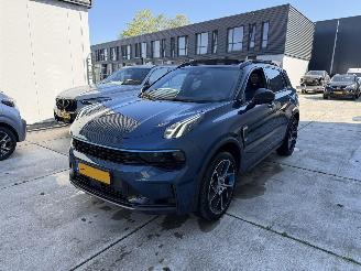 uszkodzony samochody osobowe Lynk & Co 01 1.5 PHEV -360 CAMERA-NAVI-PDC-ACC-PANO-CRUISE 2025/5
