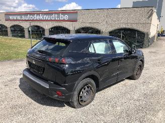 Schadeauto Peugeot 2008 1.2 TURBO 2020/10