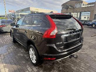 Coche accidentado Volvo Xc-60 2.0D MOMENTUM 2015/1
