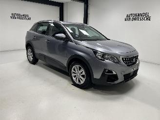 Schadeauto Peugeot 3008  2017/4