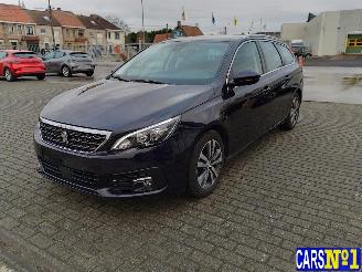 Schadeauto Peugeot 308  2020/5