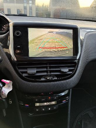 Peugeot 2008 PEUGEOT 2008 1.6D GT 2018 picture 16