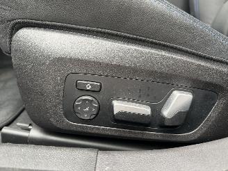 BMW 3-serie 330e M PAKKET X-Drive picture 20