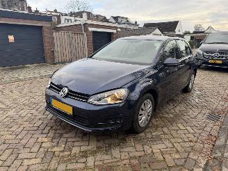 damaged passenger cars Volkswagen Golf 1.6 TDI AUTOMAAT NAP!!! 2013/1