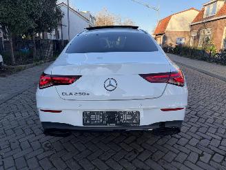 Mercedes Cla-klasse 250e  AMG PANO AUTOMAAT SFEER picture 18
