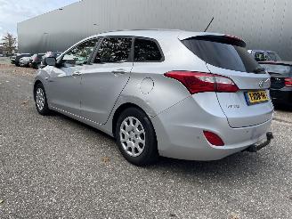 Avarii autoturisme Hyundai I-30 1.6 99kw 2014/8