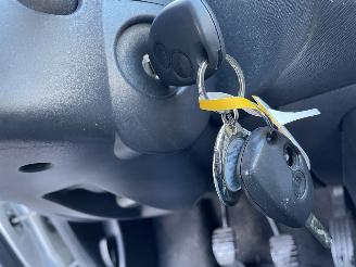 Renault Twingo 1.2 airco picture 14