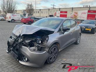 demontáž osobní automobily Renault Clio Clio IV (5R), Hatchback 5-drs, 2012 / 2021 0.9 Energy TCE 90 12V 2014/7