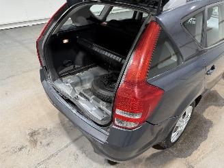 Kia Cee d 1.4CVVT 66kW Clima X-Ecutive picture 25