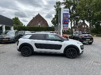 škoda osobní automobily Citroën C4 cactus 1.2 Pure Tech Shine 2015/7