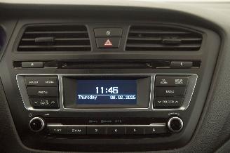 Hyundai I-20 1.0 T-GDI Airco picture 8
