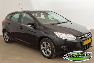 Ford Focus 1.0 EcoBoost Airco Navi Koppakking vervangen Edition picture 2