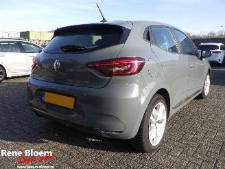 damaged passenger cars Renault Clio 1.0 TCe Intens Airco 5drs 2020/8