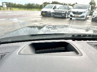 BMW 7-serie 730d xDrive 265pk aut + f1 High Exe M-Ed - nap - schuifdak - hud - softclose - 360 cam - harman/kardon - luchtvering picture 10