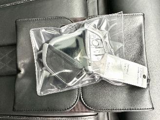 BMW 7-serie 730d xDrive 265pk aut + f1 High Exe M-Ed - nap - schuifdak - hud - softclose - 360 cam - harman/kardon - luchtvering picture 32