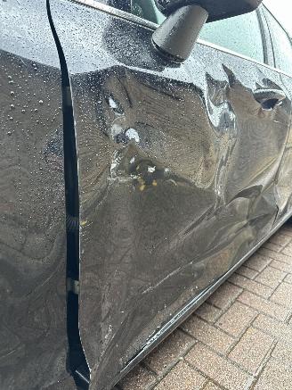 Volvo V-60 2.0 D3 Momentum pro picture 29