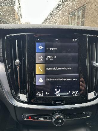 Volvo V-60 2.0 D3 Momentum pro picture 19
