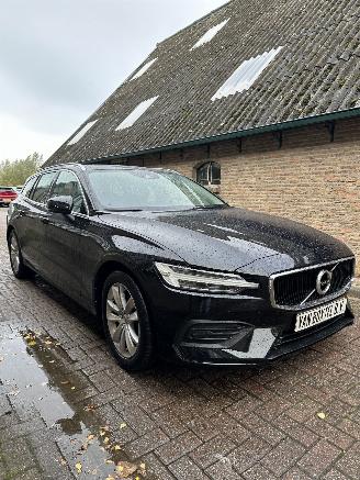 Volvo V-60 2.0 D3 Momentum pro picture 3