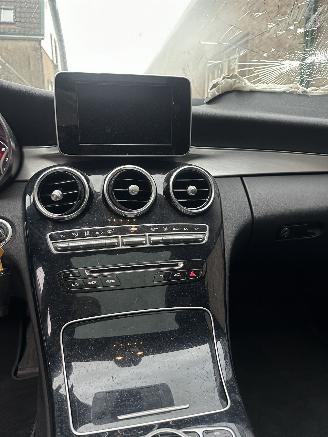 Mercedes C-klasse Estate 350 e picture 10