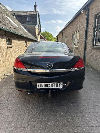Opel Astra TWIN TOP picture 4