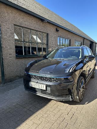 krockskadad bil auto Lynk & Co 01  2023/2