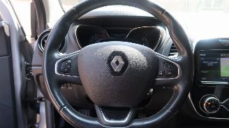 Renault Captur Renault Captur 1.3 TCe Intens picture 13