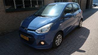 Voiture accidenté Hyundai  Hyundai i10 1.0i Go! 2015/1