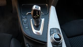 BMW 3-serie BMW 3-serie Touring 320i Edition M Sport Shadow High Executive picture 11