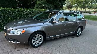 Volvo V-70 2.0 picture 4