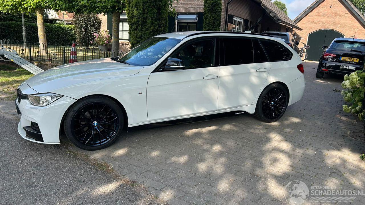 BMW 3-serie Touring 320i Executive AUTOMAAT