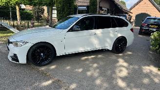 Unfallwagen BMW 3-serie Touring 320i Executive AUTOMAAT 2015/3