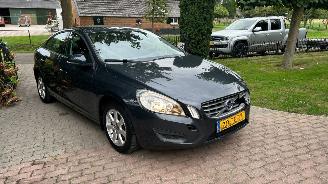 Schadeauto Volvo S-60 1.6 T3 Business 2012/1