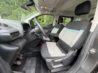 Citroën Berlingo 1.2 PureTech . 5 PERSOONS | CRUISE CONTROL | NAVI picture 12
