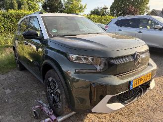 damaged passenger cars Citroën C3 Aircross Hybride automaat 2025/6