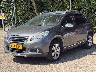 Peugeot 2008 1.2 VTi Acces. TREKHAAK | KLIMA | NAVI | CRUISE CONTROL. picture 1