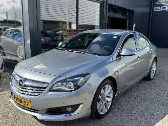 Schadeauto Opel Insignia 1.6 T Cosmo 2014/12