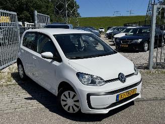 Avarii autoturisme Volkswagen Up! 1.0 BMT Move up 2019/1
