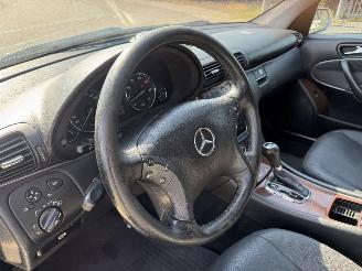 Mercedes C-klasse c-klasse 280 Elegance picture 11