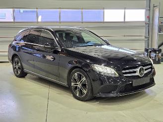 Damaged car Mercedes C-klasse 200d LED PERFORMANCE AUTOMAAT 2018/9